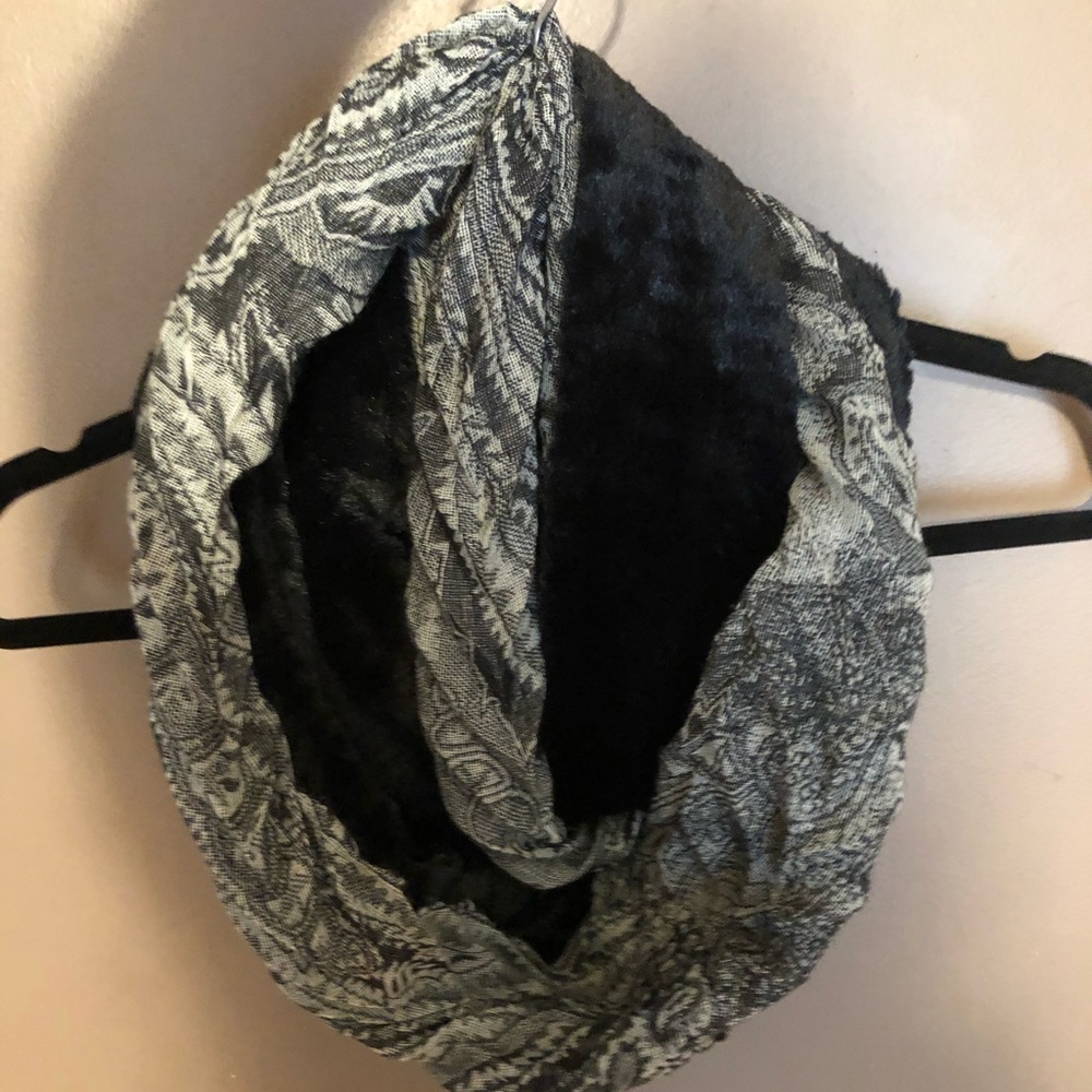 Croft&Barrow Infinity Scarf